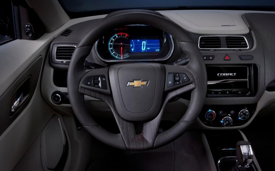  Chevrolet Cobalt Concept 2011 года  (фото 11 из 18)